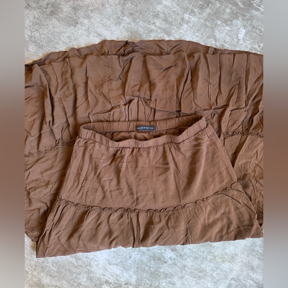 Brandy Melville Brown Tiered Maxi Skirt Resort Wear - Picture 4 of 4